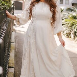 ISO Dainty Jewells Cream Maxi Dress —DO NOT BUY!!